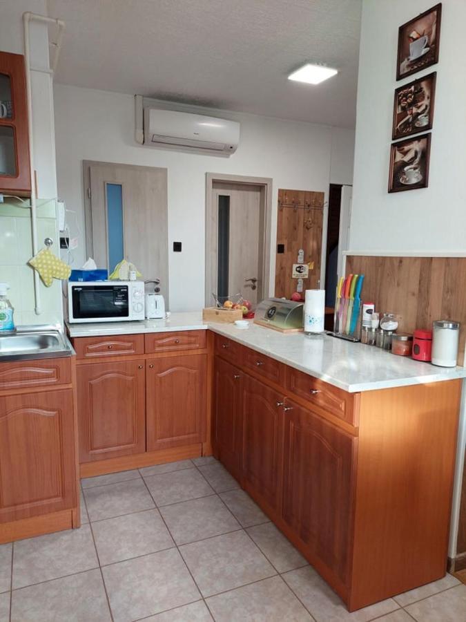 Nagcsalados Rozsa Apartman Balatonlelle Extérieur photo