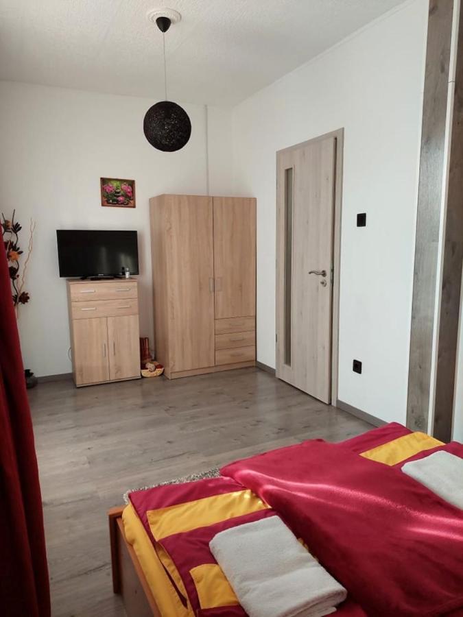 Nagcsalados Rozsa Apartman Balatonlelle Extérieur photo