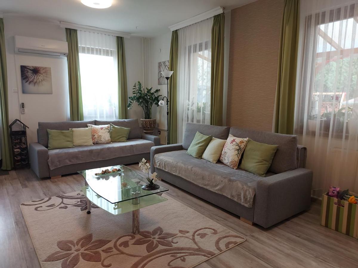 Nagcsalados Rozsa Apartman Balatonlelle Extérieur photo