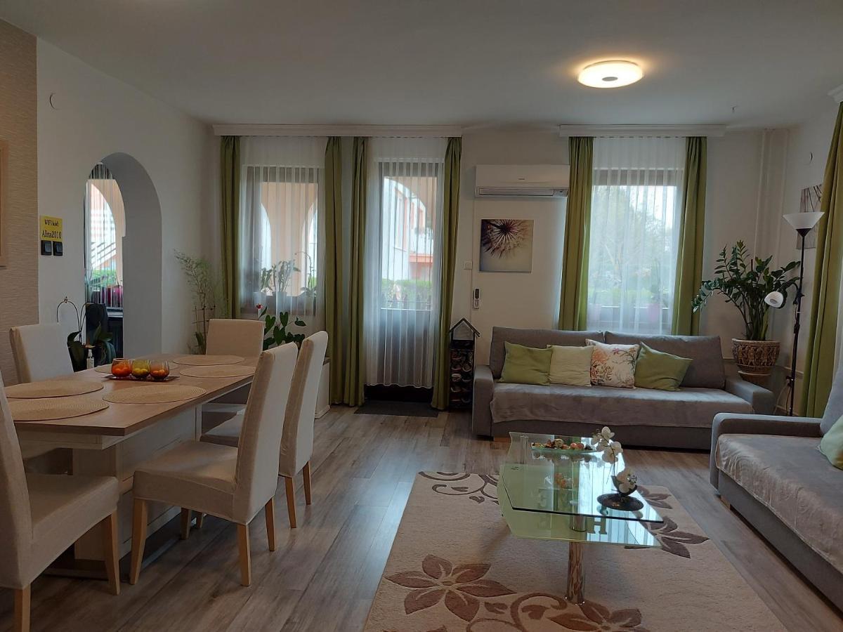 Nagcsalados Rozsa Apartman Balatonlelle Extérieur photo