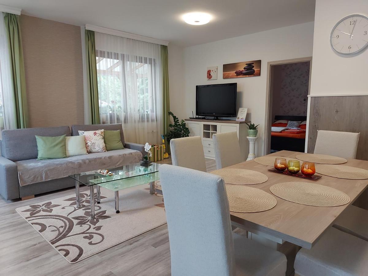 Nagcsalados Rozsa Apartman Balatonlelle Extérieur photo